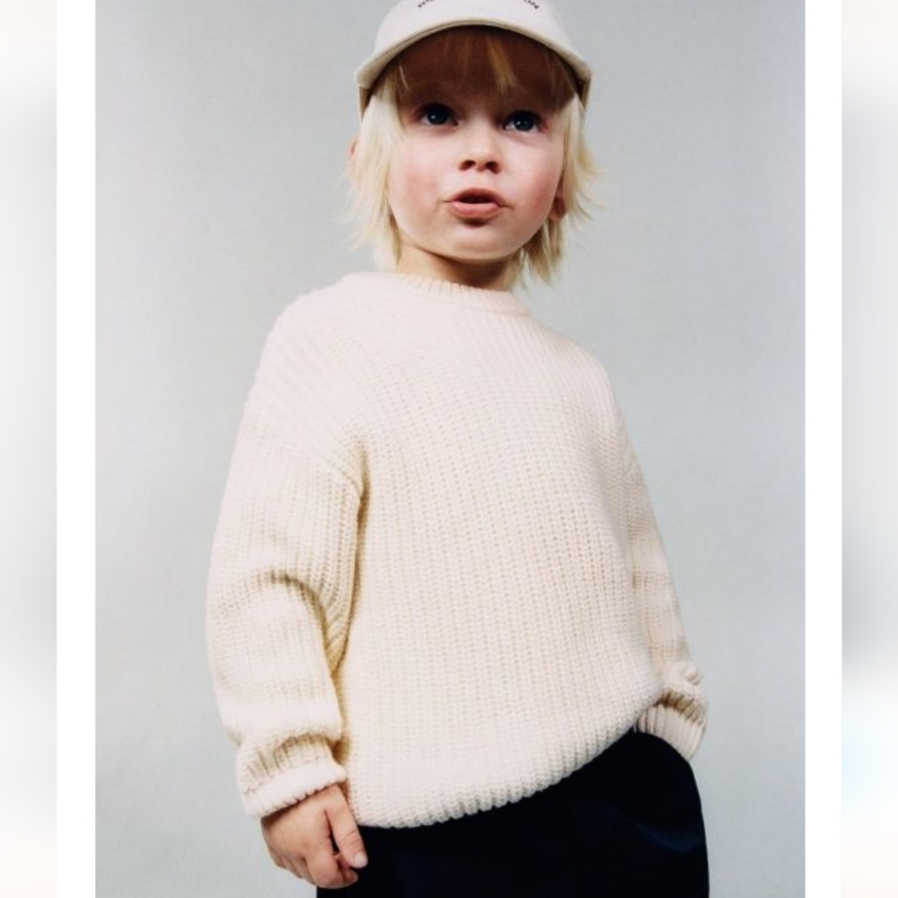 ❌️SOLD❌️ZARA KIDS KNIT SWEATER SIZE 3-4 YEARS - Picture 2 of 5